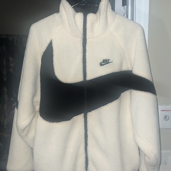 Nike reversible Boa fleece jacket - Picture 2 of 3